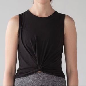 Lululemon Crescent Tank Black size 6